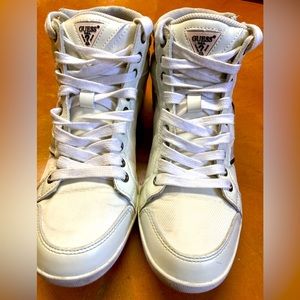 Guess GM Jarlen Men’s Lace/Zip White Fashion Walking Sneaker Shoes Size 9M w box